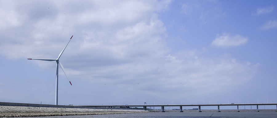 中国之城丨甘肃平凉：千沟万壑间滋养出一座高原绿岛