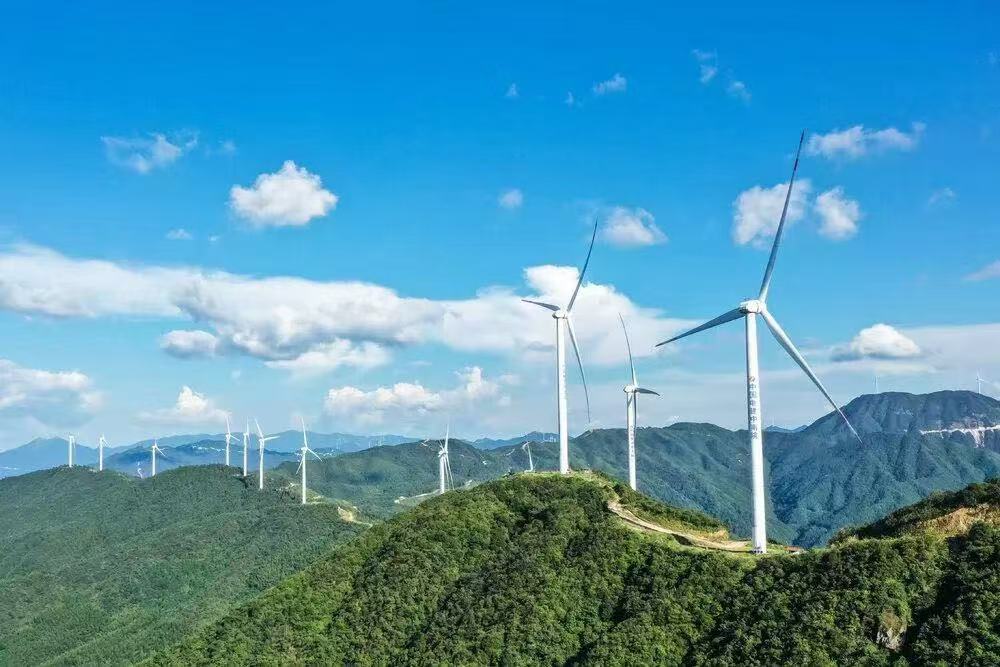 通讯丨在荒山上建起风电项目——中企助力阿塞拜疆绿色能源转型